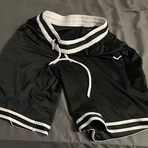 Brand new never worn nike shorts